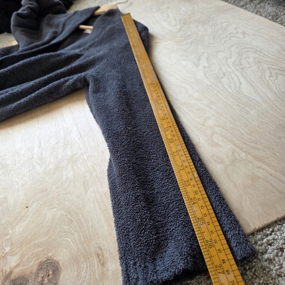 UGG KALLIE Gray Cardigan Sweater Small - Picture 11 of 13